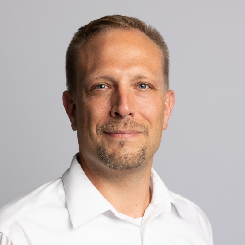 { user.name.0.value }}